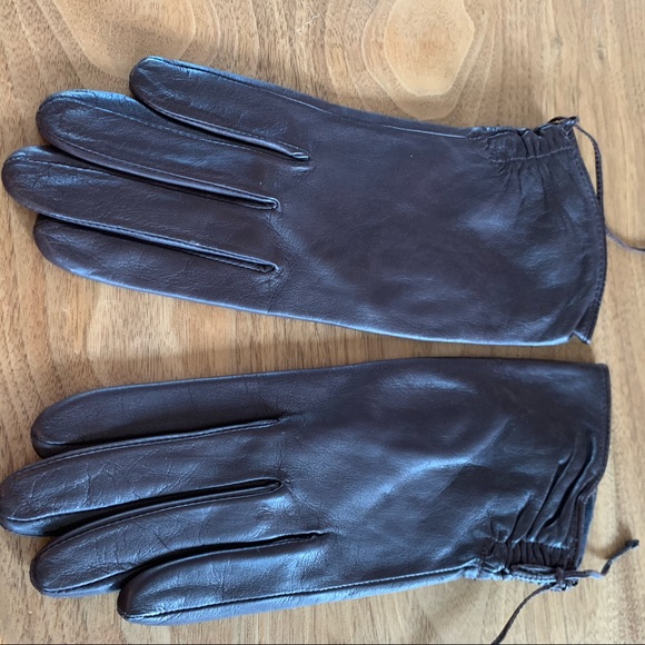 NWOT Nine West Leather Gloves